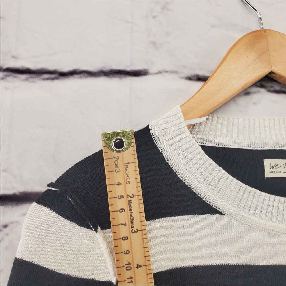 We the free people vintage cuffs rush sweater top size medium - Picture 9 of 10